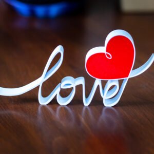 Love feliratú dekoráció