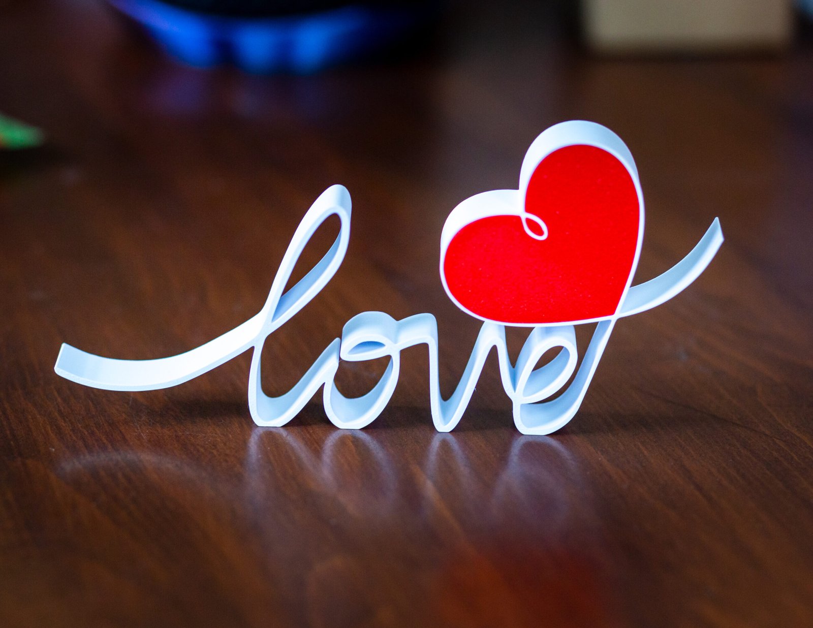 Love feliratú dekoráció