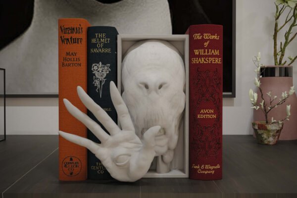 Pale man Book Nook – Könyvtámasz