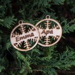 Egyedi Neves Fa Karácsonyi Gömb - Hópehely