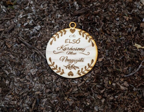 Első karácsony, mint Nagyszülő karácsonyfadísz – lézervágott és gravírozott