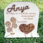 Fa Emléktábla Puzzle Szívvel